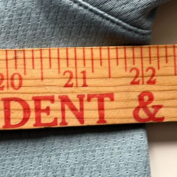 Under Armour Catalyst Large Logo 2/4 Zip Pullover Sz. L - Picture 10 of 11